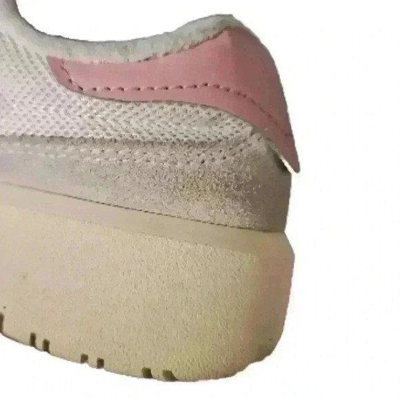 New Balance CT302 'White/Pink Sneaker 6M 8W - Picture 16 of 16